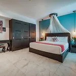 Soho Playa Hotel